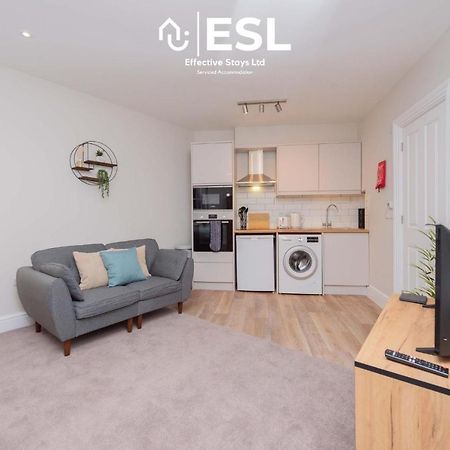 Studio 2, Second Floor Town Centre Apartment Shrewsbury Luaran gambar