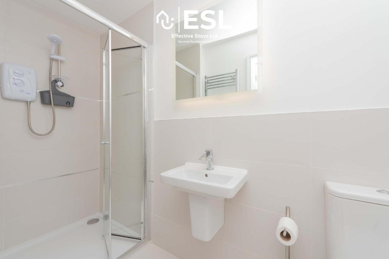 Studio 2, Second Floor Town Centre Apartment Shrewsbury Luaran gambar